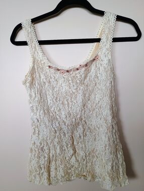 Yukiko Cream Lace Tank with Pink Floral Accent